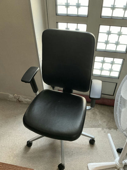 Fauteuil à roulettes